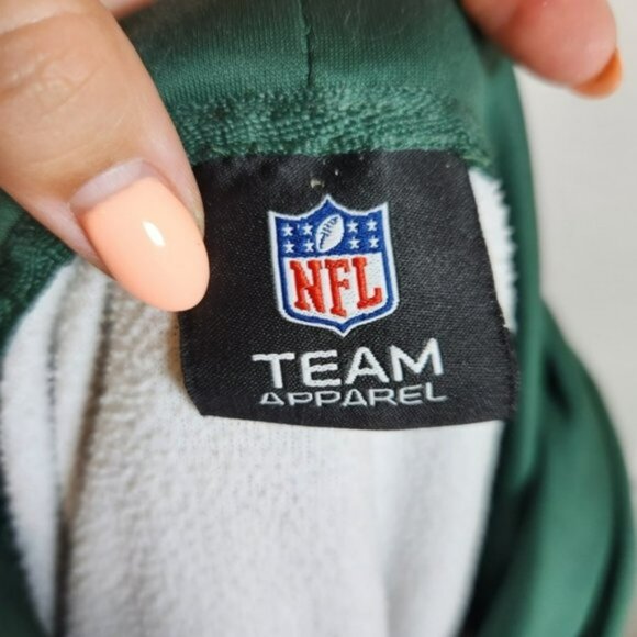 Green Bay Packers Sweatshirt Large NFL Apparel Green Gray - Picture 11 of 12